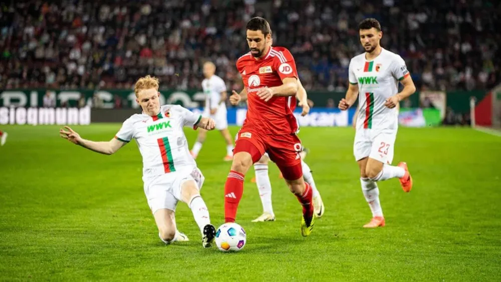 Với tâm lý thoải mái, cả 2 đội sẽ thi đấu 1 trận đấu cống hiến