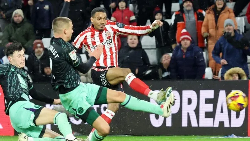 Sheffield United với kinh nghiệm và bản lĩnh sẽ là những người ca khúc khải hoàn